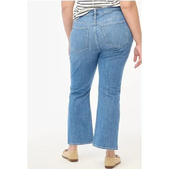 NWT J.Crew Flare Crop Mid-Rise Jean in All-Day Stretch Blue Pebble Wash Size 27